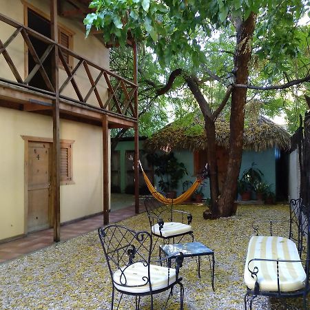 Hotel Loro Tuerto Barahona Екстериор снимка