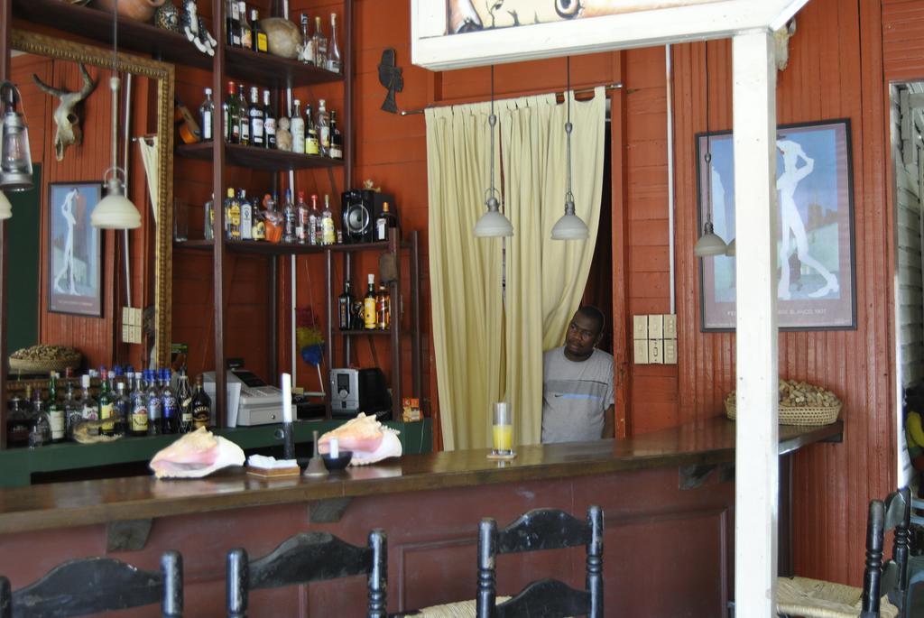Hotel Loro Tuerto Barahona Екстериор снимка